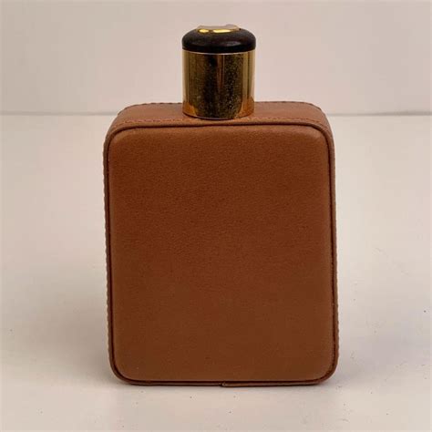 gucci hip flask|Gucci Vintage Glass and Tan Leather Hip Flask Bottle .